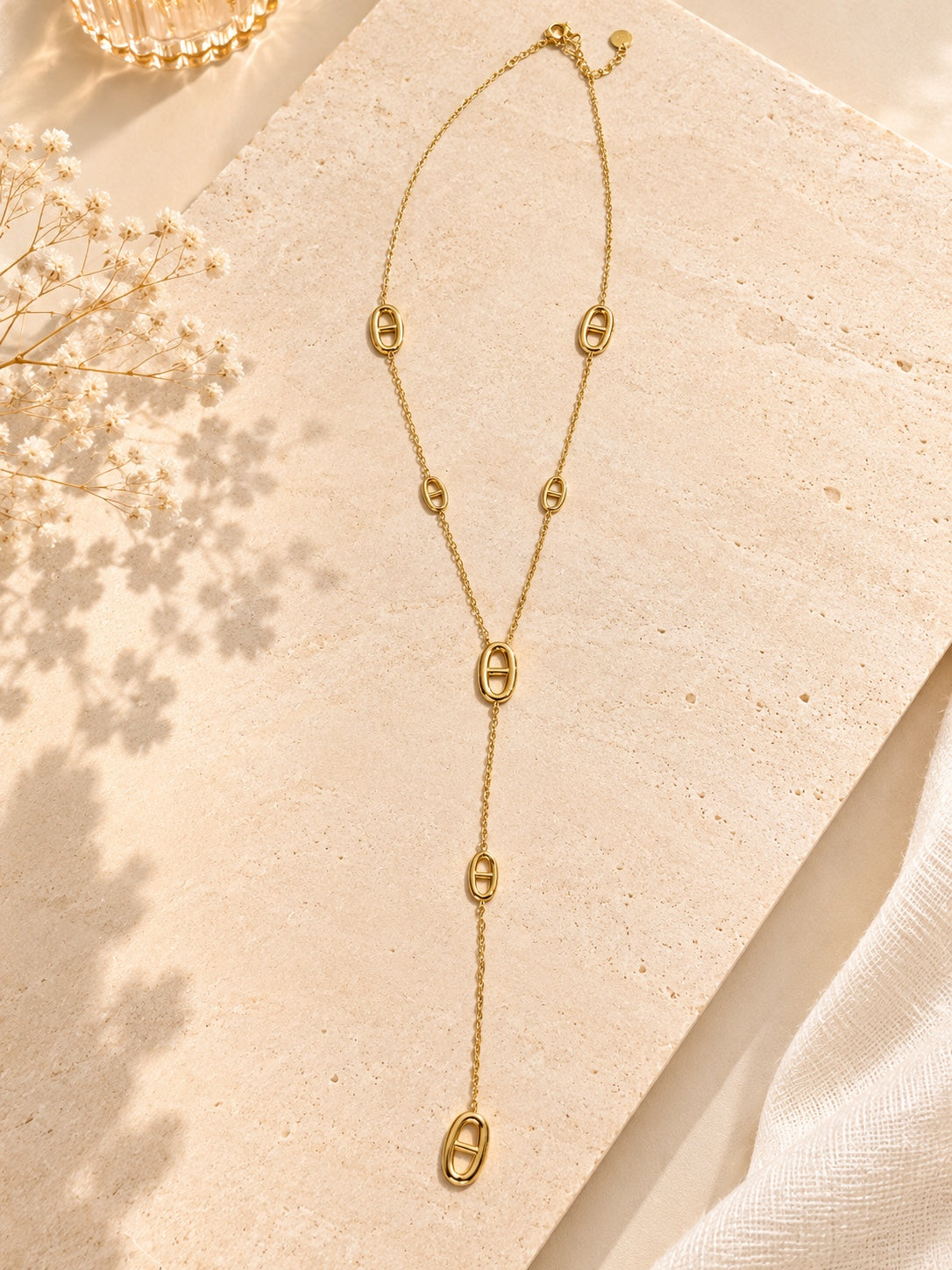 Collier Alice doré en acier inoxydable