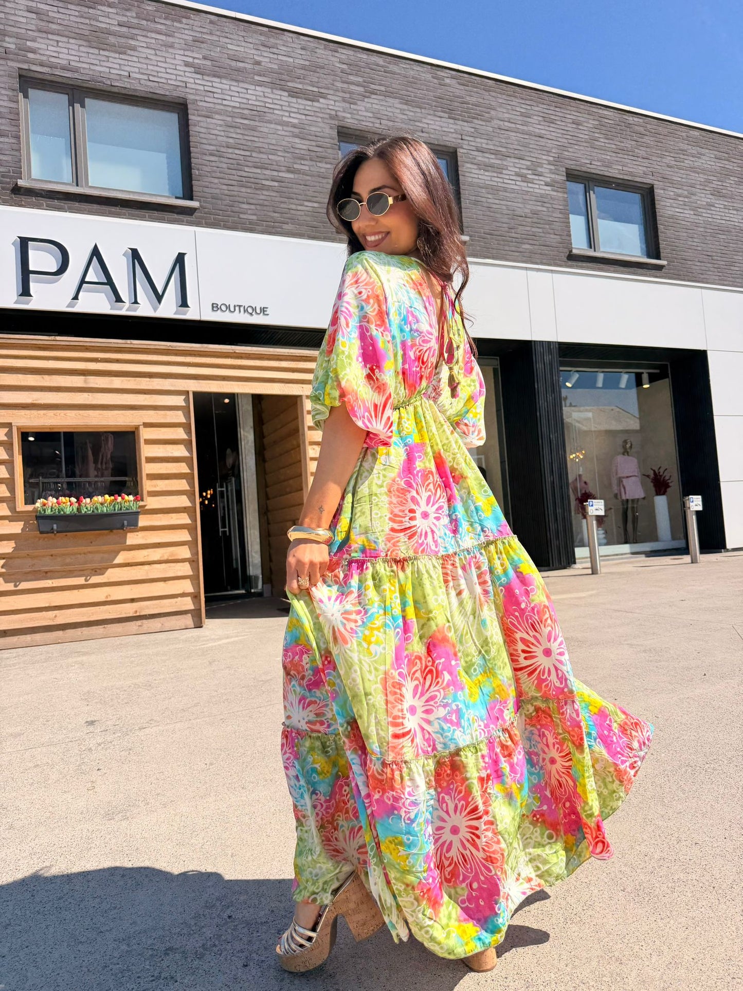 ROBE LAROU