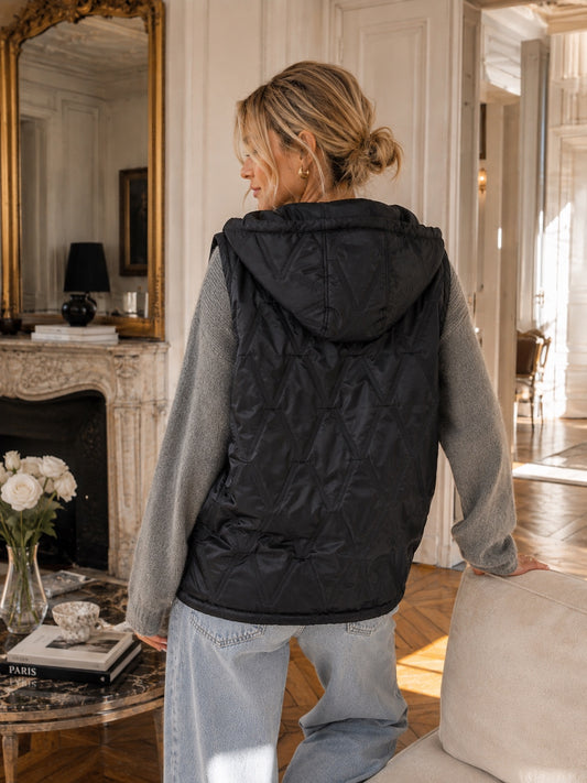 GILET ROMY sans manches noir avec capuche - vue de dos