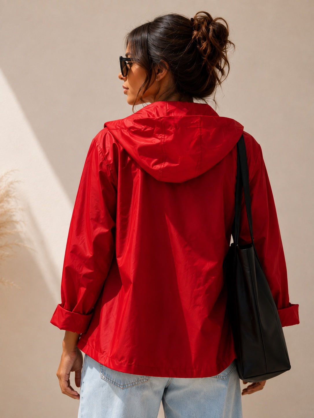 Veste Paula rouge - détail dos et capuche